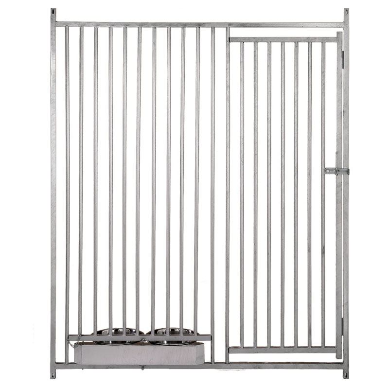 Frente de barras de 5 cms. con puerta y con comederos - 150x185 cms.